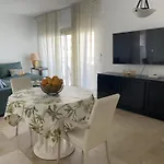 Palmas 6 Apartment *
